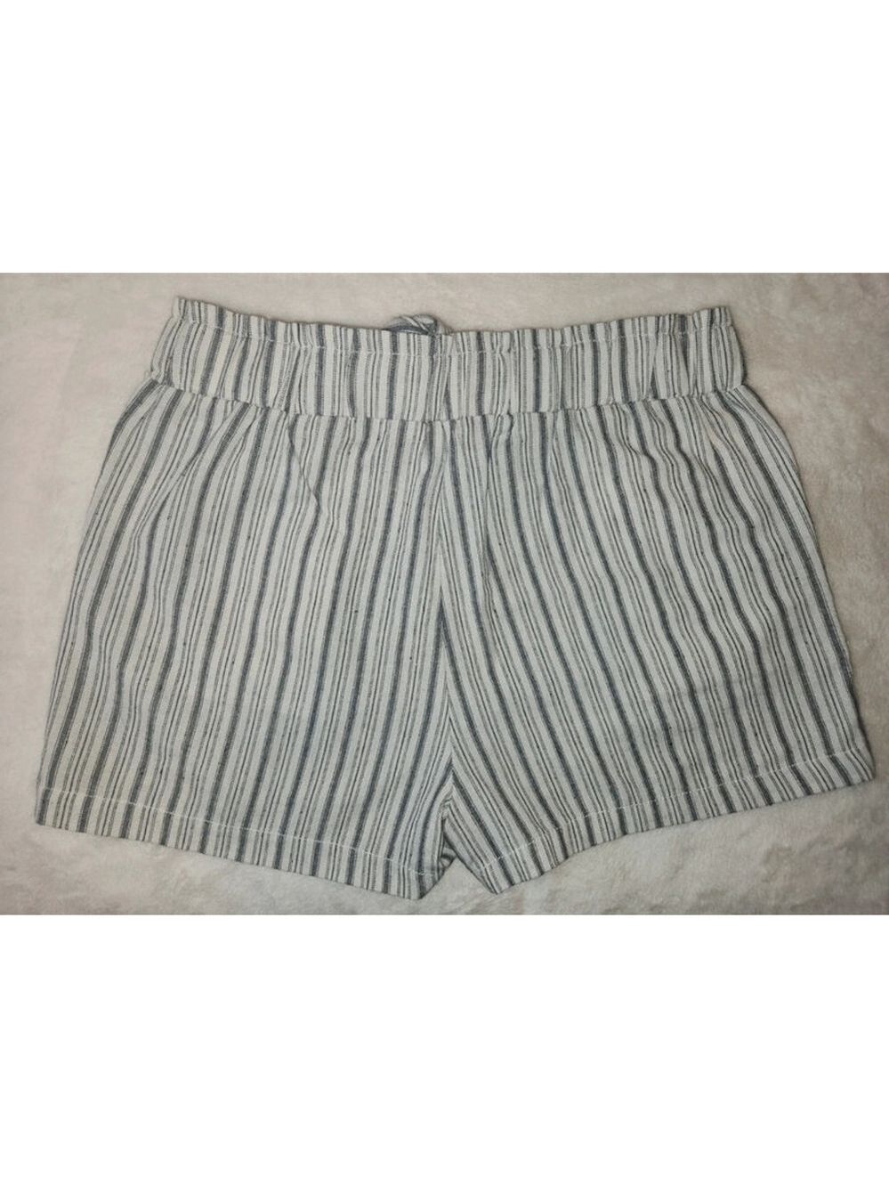 Ci Sono Striped Elastic Waist Shorts Juniors L White Gray - Picture 8 of 11